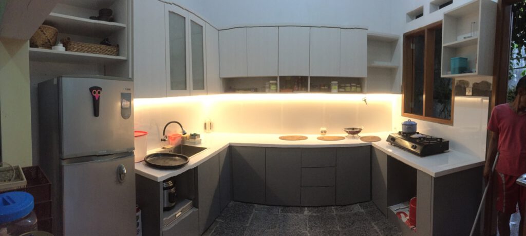 Kitchen Set Custom 02 — Klara Interior