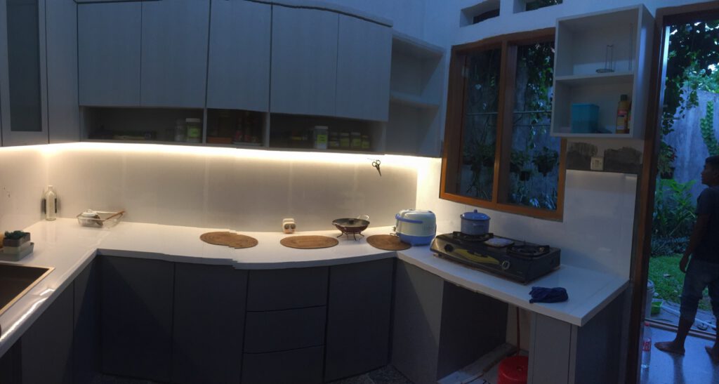 Kitchen Set Custom 05 — Klara Interior