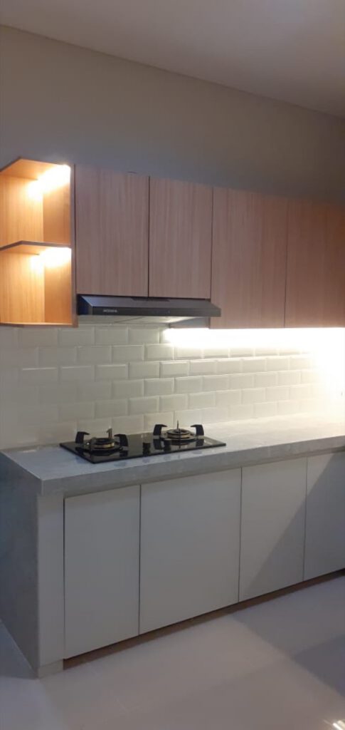 Dapur Natural Kontemporer 02 — Klara Interior