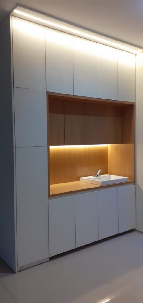 Dapur Natural Kontemporer 07 — Klara Interior